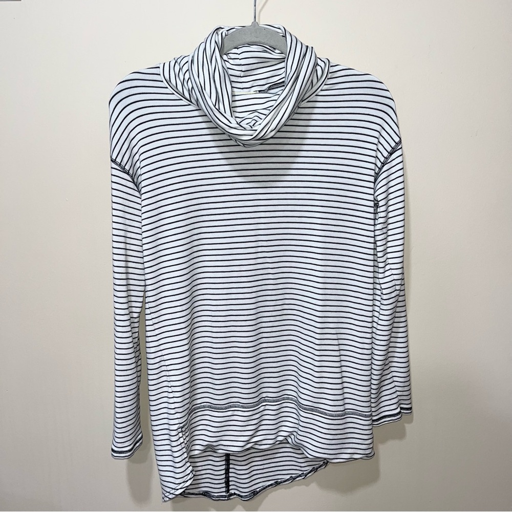 Liz Claiborne White and Black Striped Cowl Neck Sweater